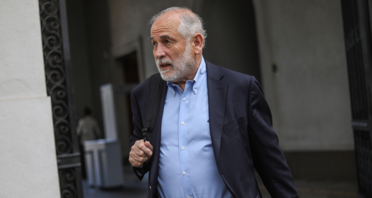 Minvu culpa a privados por entrega tardía de inmuebles en San Pedro de la Paz tras desalojo de tomas.