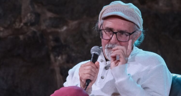 Muere el destacado poeta chileno Erick Pohlhammer