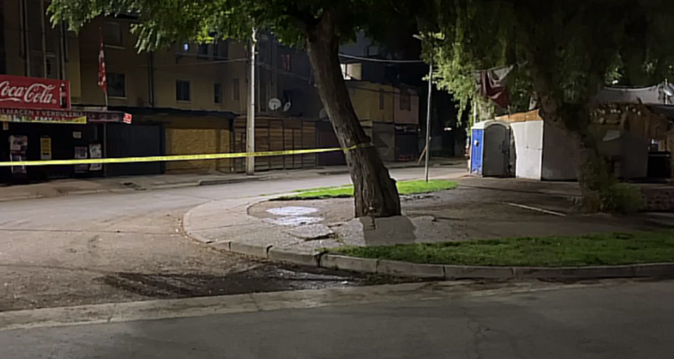 Mujer queda en riesgo vital tras resultar baleada en la cabeza en Quilicura