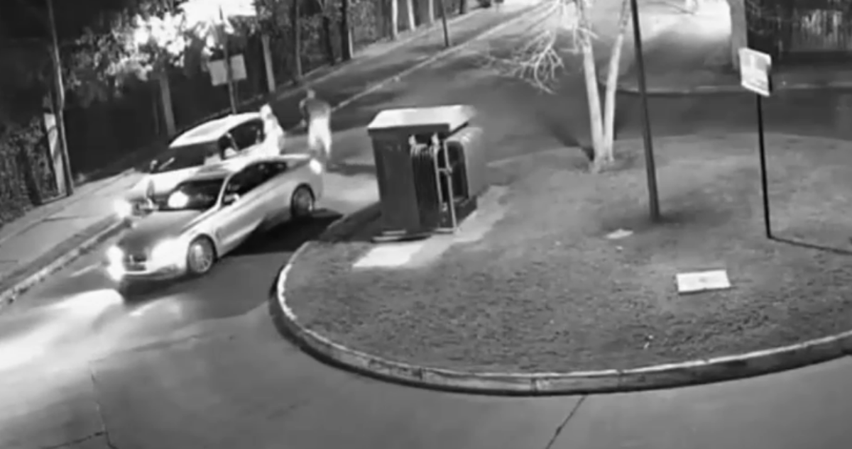 Mujer frustra a golpes una encerrona en su contra en Vitacura