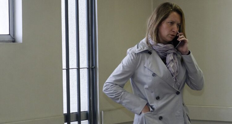 Interponen demanda contra el Banco de Chile, Dávalos y su pareja