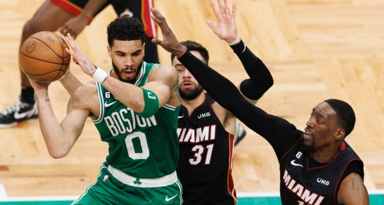 NBA: los Celtics aplastan a los Heat y se ilusionan con una épica remontada en las Finales del Este