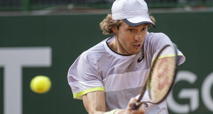Nicolás Jarry eliminó al campeón Casper Ruud en cuartos de final de Ginebra.
