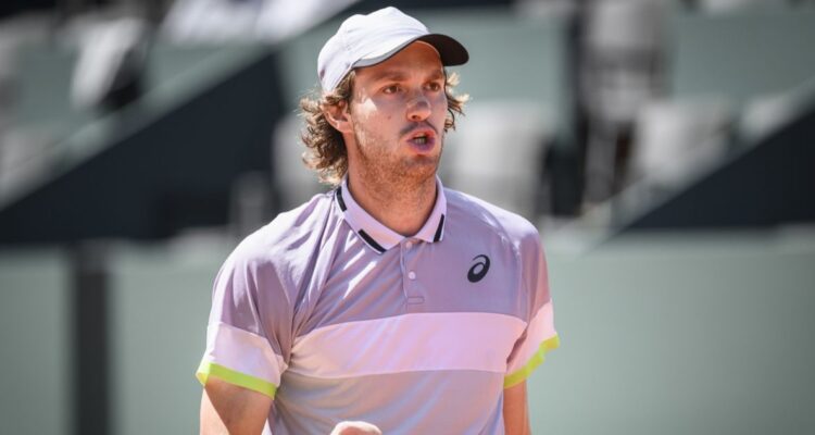 Nicolás Jarry avanzó sin problemas a la segunda ronda del ATP de Ginebra.