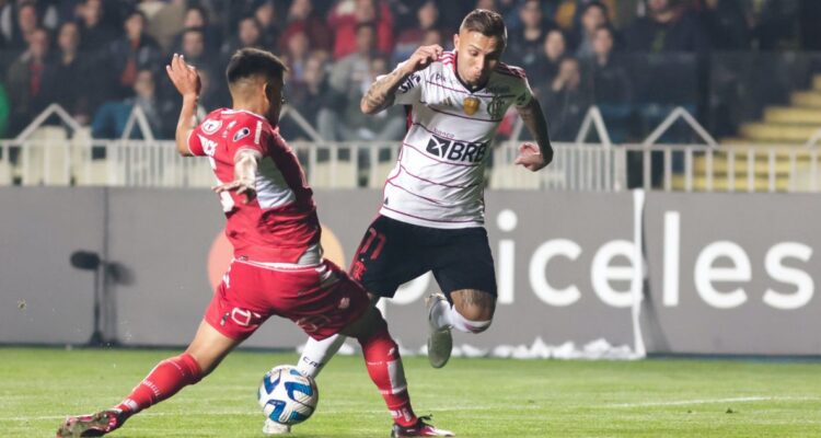 Esteban Paredes Drake I EFE