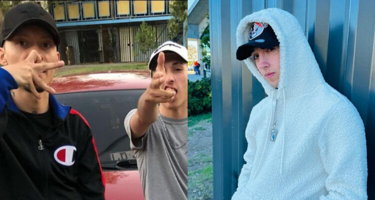 Pailita posa junto a Galee Galee al lado de un auto. A su lado, Pailita posa serio para la cámara.