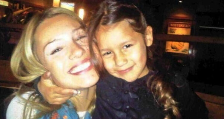 PAMPITA JUNTO A SU HIJA
