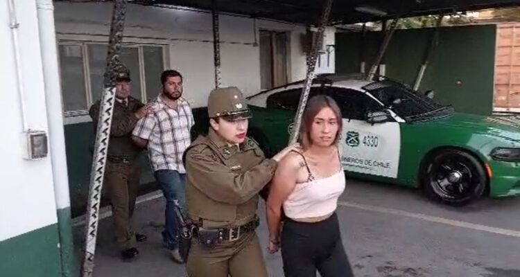 Detienen a delincuentes que asaltaron y golpearon con pistola a adultos mayores en La Cisterna