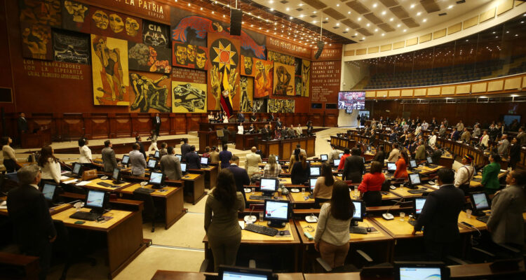 Vista general de la instalación de la sesión parlamentaria en Quito