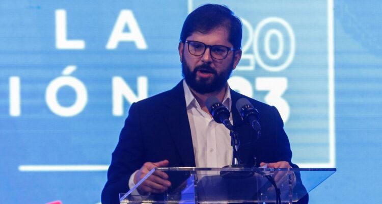 Boric critica reforma constitucional “alternativa” para isapres: “Es evadir el cumplimiento del fallo”