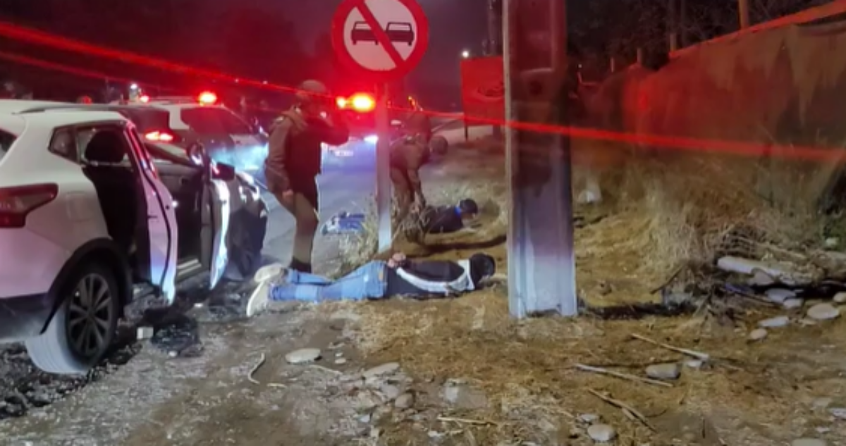 Cinco adolescentes detenidos tras persecución por robo a una vivienda en Calera de Tango