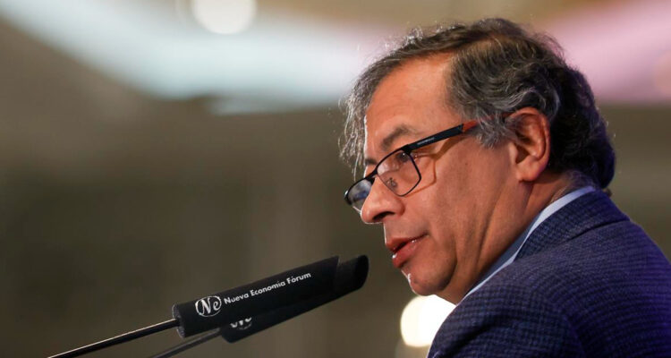 Presidente Petro pide a América Latina “jugar un papel unido” en la cumbre de Brasilia
