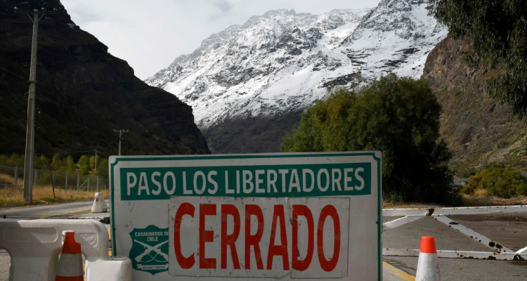 Por pronósticos de nieve anuncian cierre del paso fronterizo Los Libertadores