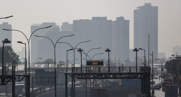 Máximas de hasta 30°C que se esperan para la RM evitarían posible Preemergencia Ambiental