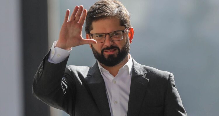 Oficialismo descarta “voto de castigo” al Gobierno del Presidente Boric en las recientes elecciones