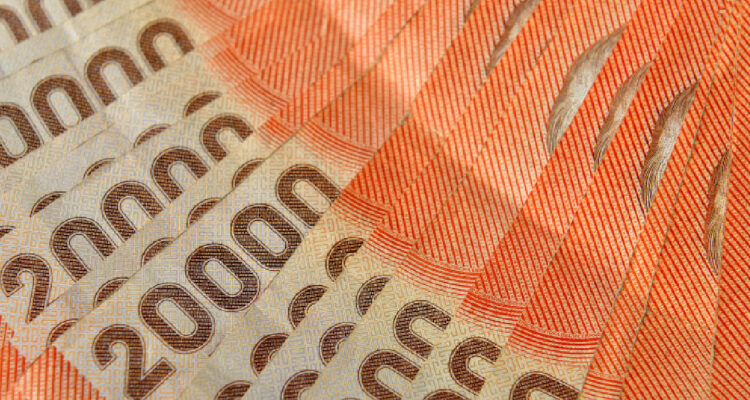 Sueldo promedio requerido por jefes y supervisores en Chile llega a $1,3 millones