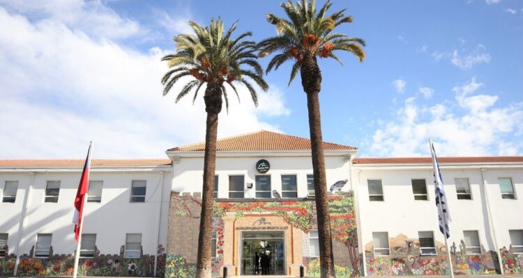 Caso Luminarias: CDE ingresa querella por delitos de soborno y cohecho en Municipalidad de Puente Alto