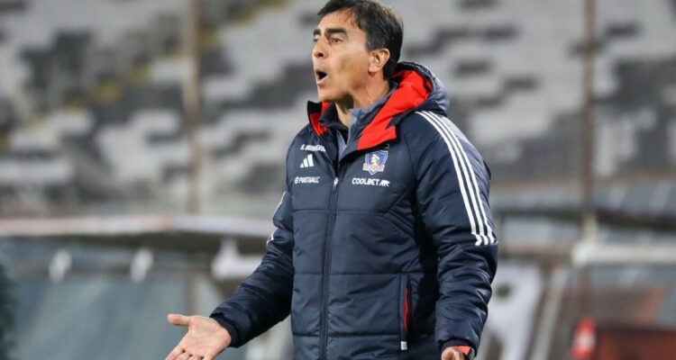 “Me queda angustia”: el lapidario análisis de Gustavo Quinteros tras fea caída ante Curicó