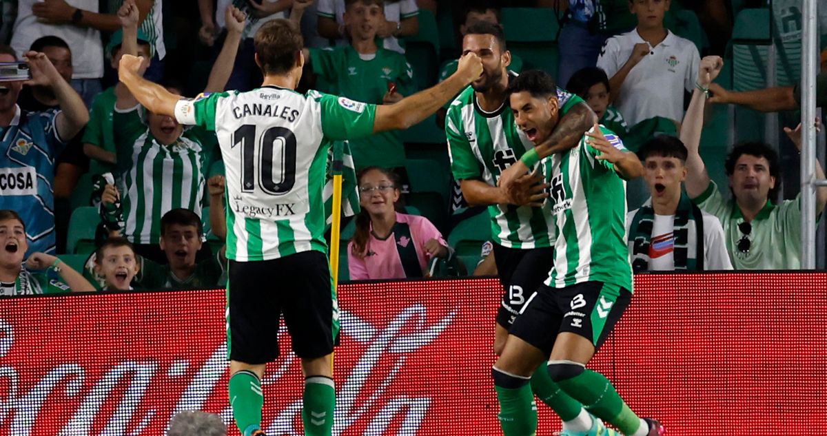 Betis venció al Rayo Vallecano por La Liga de España.
