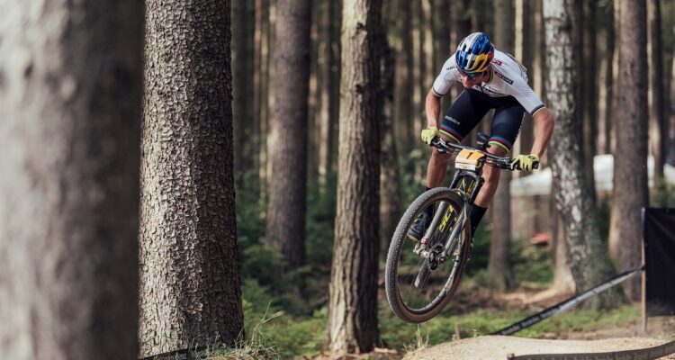 Martín Vidaurre estrena su documental “Road to Elite”.