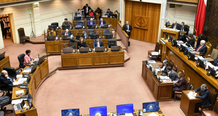 La Moneda confía en aprobación de proyecto de ley que aumenta salario mínimo en el Senado