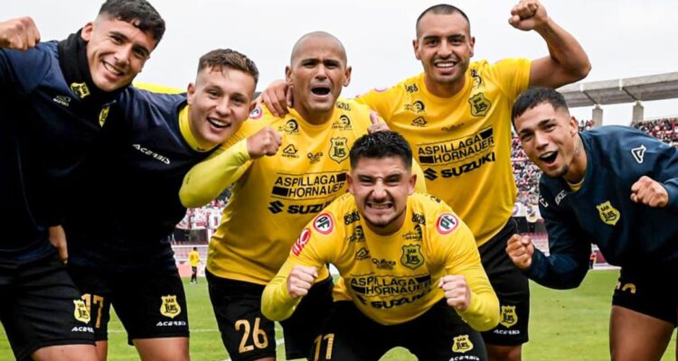 San Luis de Quillota superó a Cobreloa en la Primera B