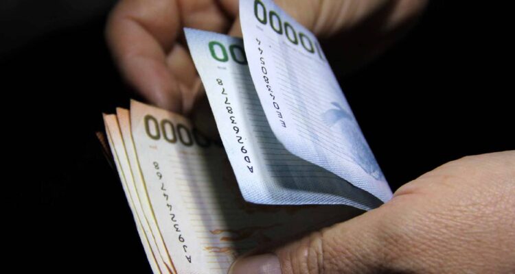 Cámara aprueba y despacha a ley aumento del salario mínimo a $500 mil