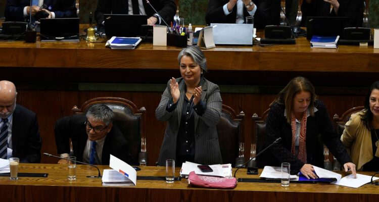 Cámara de Diputados aprueba proyecto que aumenta el sueldo mínimo a $500 mil y ahora pasa al Senado