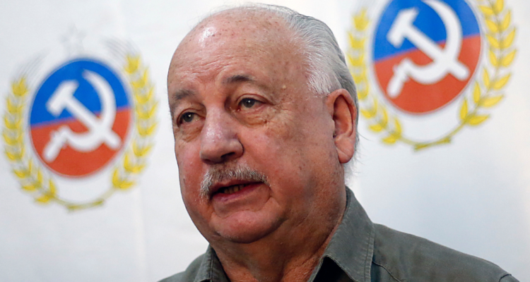 Teillier (PC) por “avalancha” de Republicanos”: “Hay un riesgo para el futuro democrático del país”.