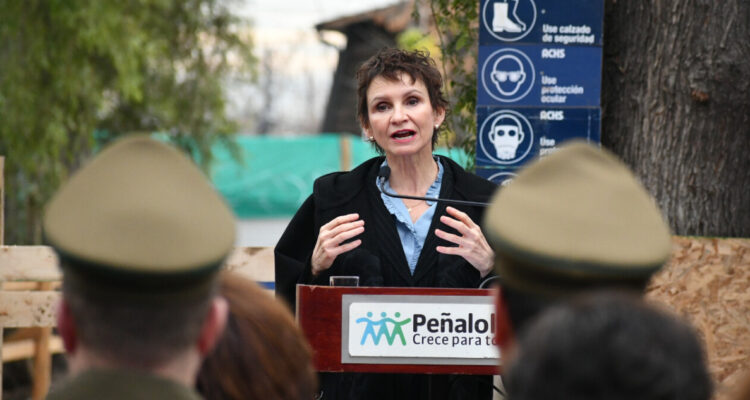 Tohá y hallazgo de cadáveres en autopistas capitalinas: Son delitos que no eran habituales en Chile