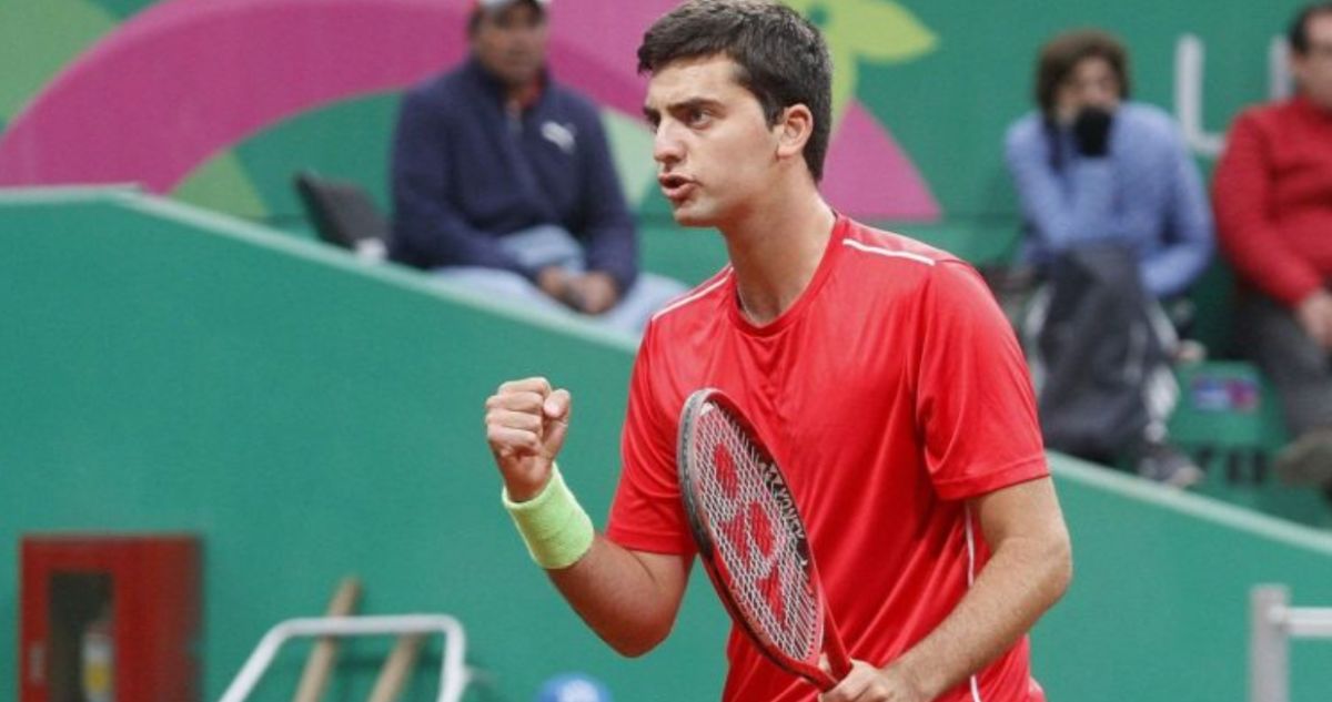También avanza en París: un sólido Tomás Barrios debutó con éxito en la qualy de Roland Garros