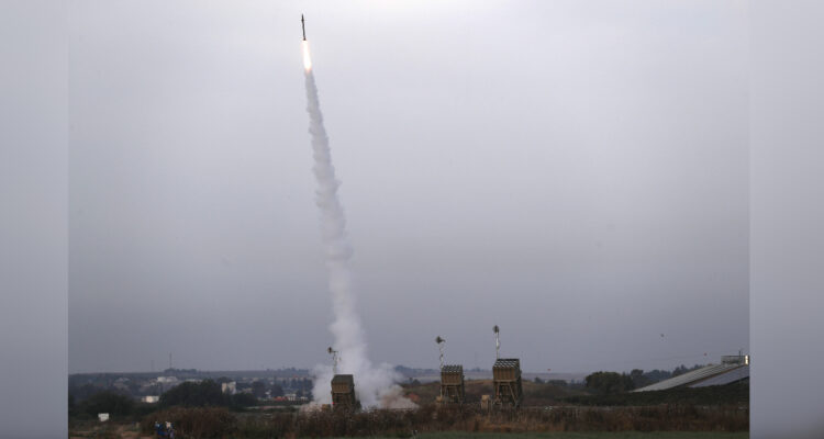 Escalada de violencia: un muerto y cinco heridos en Israel tras impacto de cohete desde Gaza