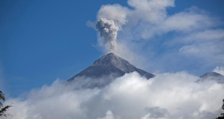 erupción del volcán de Fuego