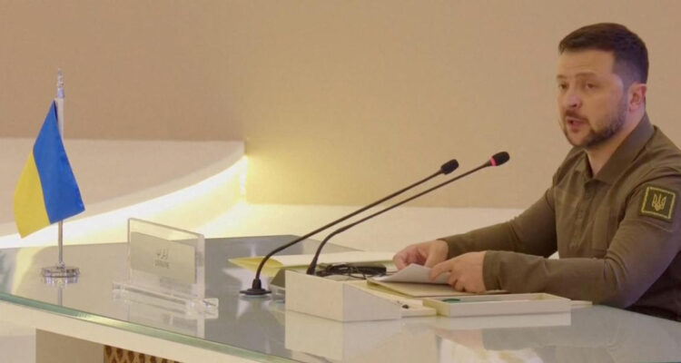 Zelenski viaja de sorpresa a Arabia Saudita para asistir a cumbre de la Liga Árabe