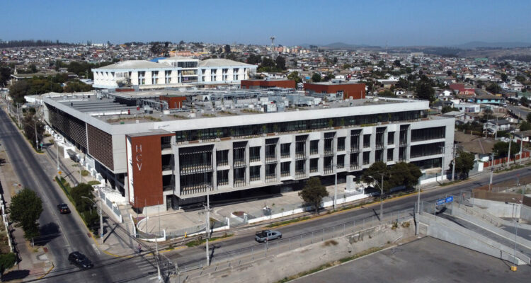 Crisis por falta de camas: nuevo Hospital de San Antonio estaba listo en 2022 y aún no se habilita