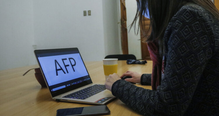 Reportan fuga de afiliados de la AFP Uno más salida de cotizantes de un multifondo en particular