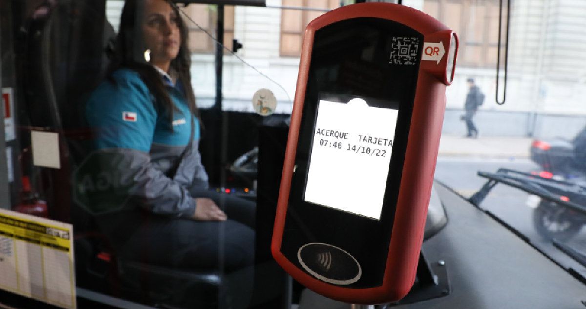 Se acaba el primer semestre del año: ¿Qué ocurrirá con el congelamiento del pasaje en Santiago?