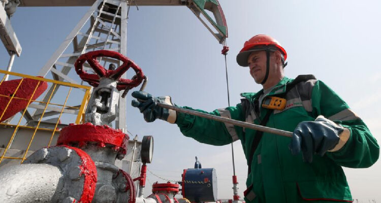 La OPEP sorprende con un recorte de la producción