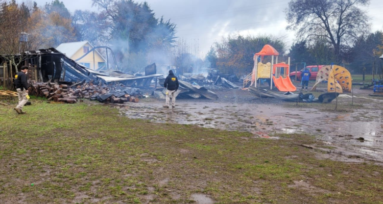 Autoridades piden al Gobierno tomar acciones tras escuela destruida en Victoria
