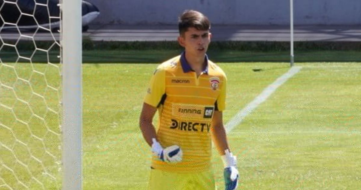 De la B al ‘Equipo de Todos’: golero que brilla en el Ascenso será el reemplazo de Bravo en La Roja