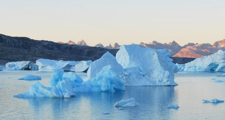 El Ártico podría tener veranos sin hielo marino para el 2030