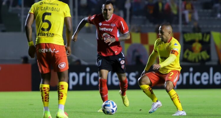 Aucas vs Ñublense.