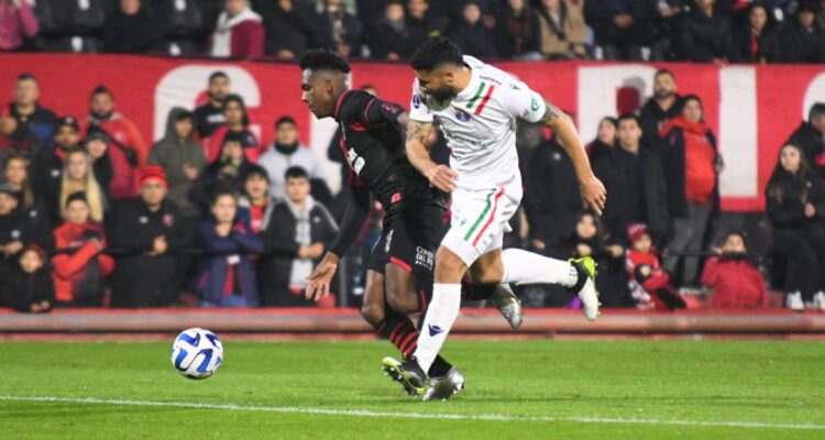 Audax vio como Newell’s le quitó en la agonía un triunfazo por la Sudamericana