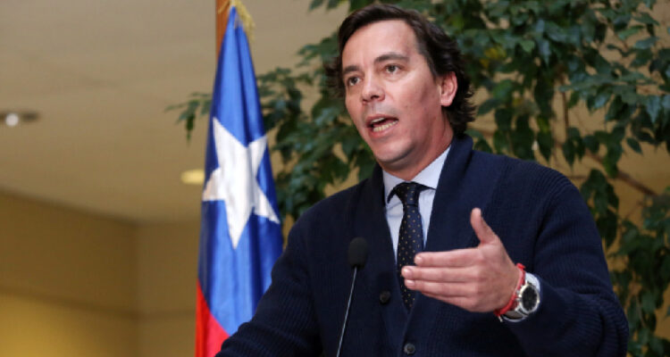 Bancada Udi criticó tono de la reunión entre la Sofofa y el Gobierno