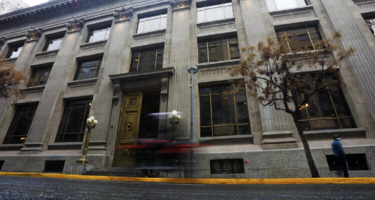 Fachada del Banco Central