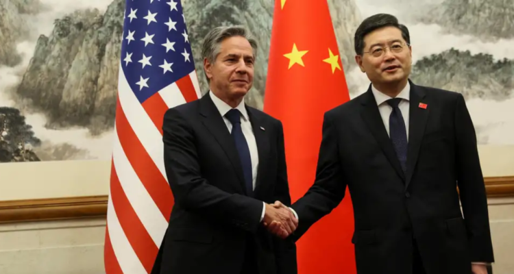 Blinken llega a Beijing para atenuar tensiones diplomáticas entre EEUU y China
