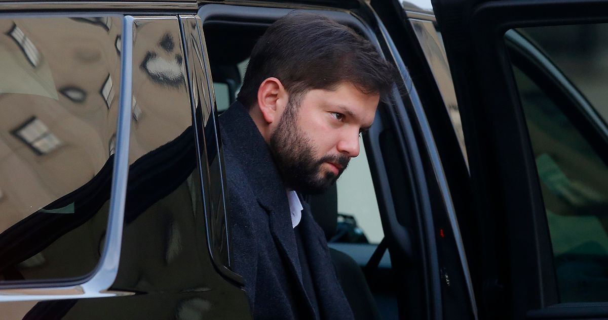 Fiscalía confirma que investigará filtración de audio de Boric durante reunión en Cerro Castillo