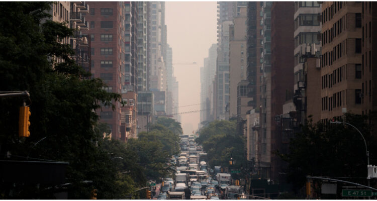 Canadá se está quemando y el aire de Nueva York se vuelve irrespirable