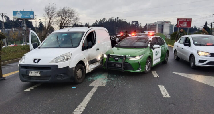 carabinero usa arma de servicio para detener a menores robo camioneta concepcion