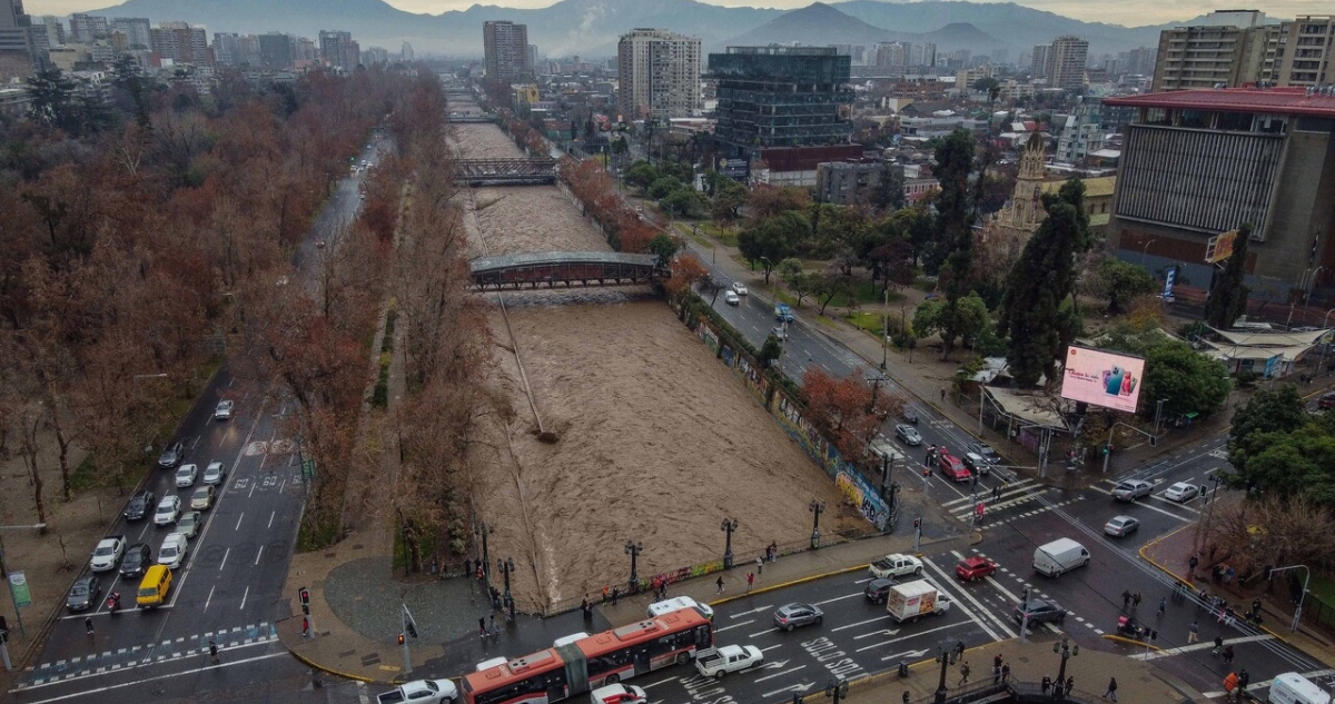 Junten agua: Gobierno llama a abastecerse ante posible corte que afectaría a 6 millones de capitalinos